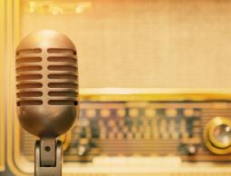 منتدى الإعلاميين الفلسطينيين يحيّي إذاعات غزة في اليوم العالمي للراديو