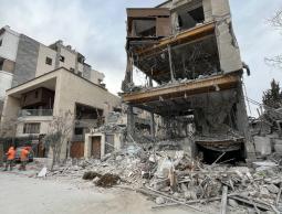 آثار الدمار جراء القصف الأميركي والإسرائيلي على مدينتي مورشهر وكرج في إيران