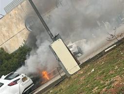 جانب من الأضرار التي تسببت بها سقوط شظايا صاروخ إيراني في مدينة القدس المحتلة