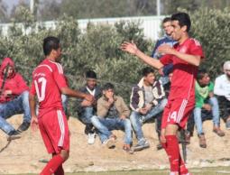 المقادمة يمينا