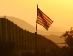 اكتشاف نفق أسفل الحدود بين المكسيك والولايات المتحدة