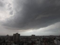 أجواء باردة وتحذير من تدني مدى الرؤيا الأفقية