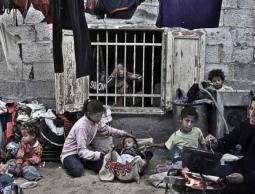 992 ألف لاجئ في غزة تحت خط الفقر المطلق والمدقع