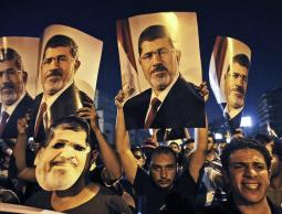 مؤيدين للرئيس المنتخب محمد مرسي (الأرشيف)
