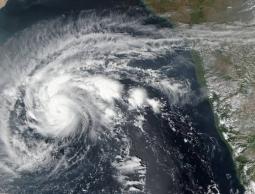 صورة جوية من اعصار تشابالا