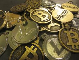 العملات الرقمية تتعرض لأسوأ موجة هبوط منذ انطلاقها