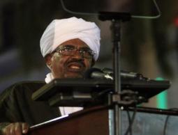 البشير هو الجهة الداعية إلى الحوار