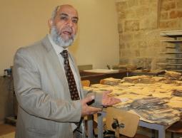  الشيخ ناجح بكيرات مدير قسم المخطوطات  في المسجد الأقصى