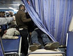 صورة لمواطنين شهداء وجرحى بغزة