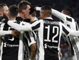 فرحة لاعبي اليوفي بالفوز