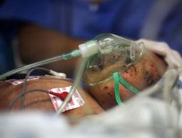 من جرائم الإحتلال الإسرائيلي بحق أطفال غزة خلال العدوان الأخير