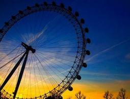 عجلة ترفيهية (الأرشيف)