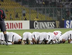 منع الصلاة في الملعب يفجر أزمة بموريتانيا