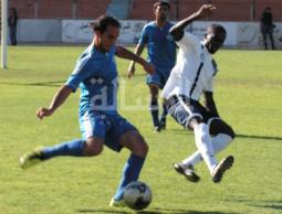 جانب من مباراة خدمات الشاطئ والهلال