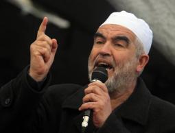 رئيس الحركة الإسلامية في الداخل الفلسطيني المحتل الشيخ رائد صلاح