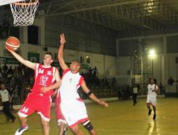 جانب من أحد مباريات السلة في القطاع