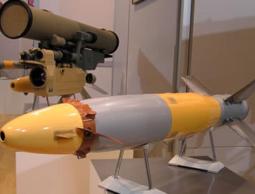 صاروخ الكورنيت (أرشيف)