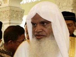  الشيخ على الحذيفي