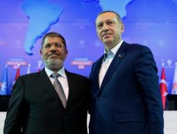 لقاء سابق بين أردوغان ومرسي 