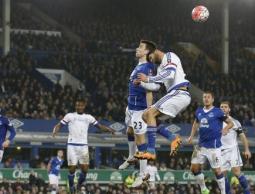 كوستا يمينا