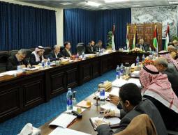 خلال إجتماع مجلس الوزراء الفلسطيني (الأرشيف)