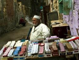 بائع دخان -ارشيف