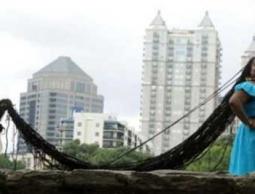 امرأة لم تقص شعرها منذ 25 عاما