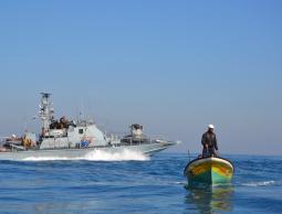 الاحتلال يفرج عن الصيادين اللذين اعتقلهم قبالة شاطئ غزة