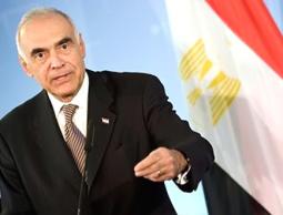 وزير الخارجية المصري محمد كامل عمرو