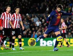 بيكيه يسجل الهدف الأول