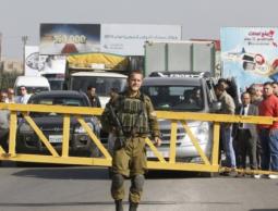الاحتلال يقر حملة لتفتيش سيارات الفلسطينيين بالضفة
