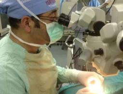 خلال اجراء العملية الجراحية