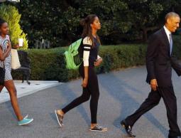 ابنتا أوباما وملالا 