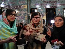 لائحة الإصلاحيين تفوز في طهران (الأناضول)