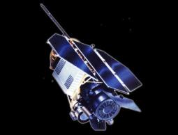 قمر صناعي (أرشيف)