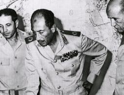 الرئيس المصري الراحل أنور السادات