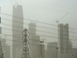 الغبار يغطي مركز الملك عبدالله المالي