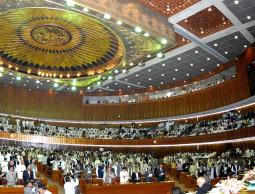 البرلمان الباكستاني