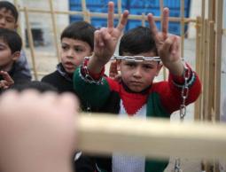 أطفال من ذوي الأسرى