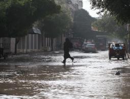 منخفض يبدأ اليوم ويظل تأثير ليوم الاثنين