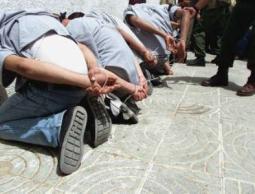 الاسرى الفلسطينيون في سجون الاحتلال