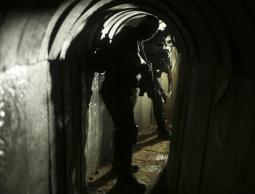 أحد الانفاق الهجومية للمقاومة (الأرشيف)