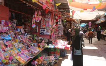 سوق الزاوية بغزة يتجهز لاستقبال عيد الفطر