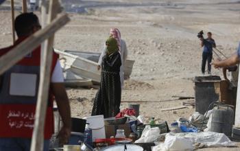 الاحتلال يهدم بركسات سكنية جنوب قرية العوجا في الأغوار الوسطى".