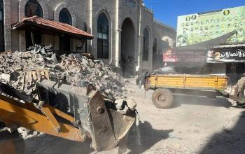 حملة تنظيف في مخيم جنين ومخيمها بعد انسحاب جيش الاحتلال.