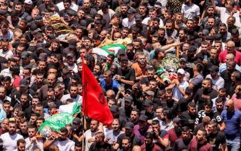 جنين تُودع أقمارها الذين ارتقوا خلال العدوان على المخيم.