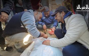 تشييع شهداء مجزرة قصف مقهى للنازحين في مواصي خانيونس ليلة أمس