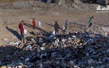 مكرهة صحية وبيئية.. تراكم النفايات في قطاع غزة مع استمرار الحصار والعدوان الإسرائيلي