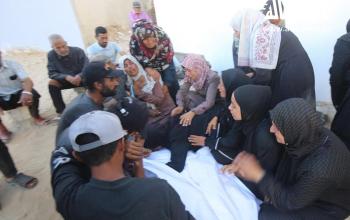 وداع وتشييع عدد من الشهداء في مستشفى الشفاء الطبي بمدينة غزة