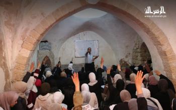 بعد توقف دام عامين… مدرسة الكاملية الأثرية تفتح أبوابها مجدداً لطلاب غزة